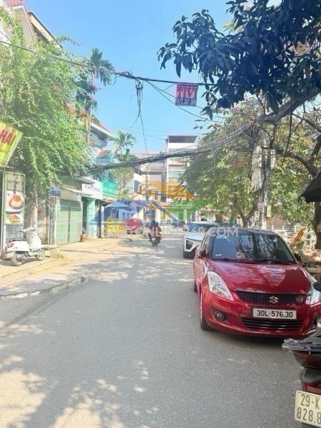 Bán nhà đẹp bồ đề -dân xây - full nội thất - 10m oto- 38m 5 tầng nhỉnh 8 tỷ(tl)