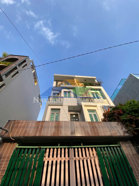 Gấp bán - giảm 2.4 tỷ - chính chủ - dương quảng hàm - p6 gò vấp - 4 tầng btct - 6pn lớn - mt 8m - bán 11.2 tỷ - tl - 4 x 18 - 72m