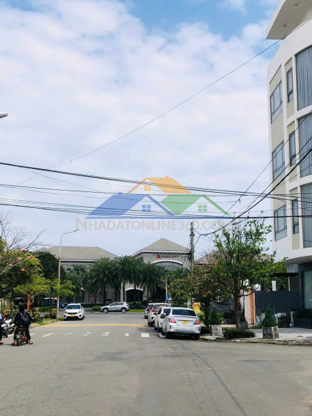 Cặp đất đường nguyễn nghiễm – vị trí đẹp. lh 0905233234