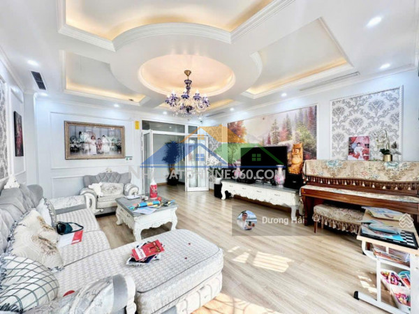 Bán nhà mặt phố thuộc kđt dịch vọng - gần công viên cầu giấy - 190m2*mt 14m - kdvp ở đẳng cấp