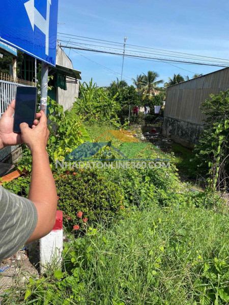 Cho thuê tòa nhà đặt trụ sở, chi nhánh ngân hàng trung tâm tp....