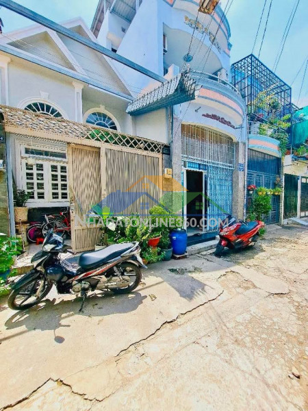 Tân phú – thạch lam – hẻm ô tô thông – 54m – 2 tầng - vào đón tết  chỉ 5.x