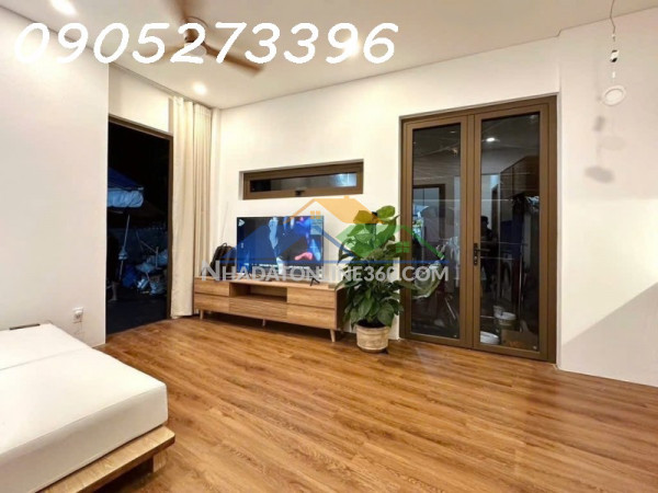 Nhà ngay bùi đình túy giáp sát bên quận 1 kế bên chợ bà triệu - nhà cách mt vài bước chân - dt 27m 2 tầng 5x5m nhà mới xây cực đẹp đang cho thuê 12tr/th - giá