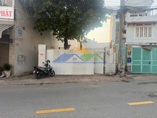 Đất đẹp - giá tốt - chính chủ cần bán nhanh lô đất mặt tiền đẹp vị trí tại đường lâm thị hố, quận 12