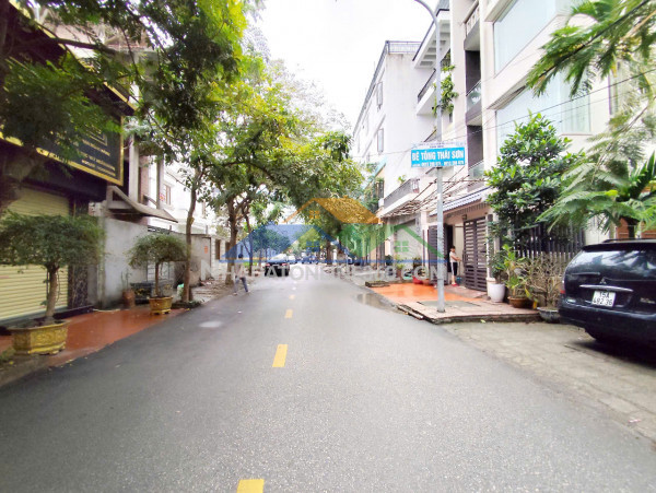 Bán nhà mặt đường hoàng ngọc phách - 93m 2 tầng - giá 8.9 tỉ