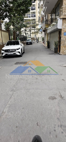 Bán nhà hồ tùng mậu 50m2, mt 5.5m, sát vinhomes gardenia, ô tô đỗ cửa, 5 tầng 5 ngủ