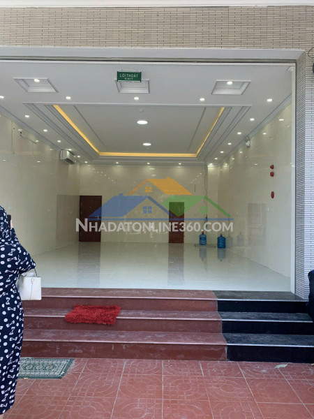 Chính chủ cho thuê mặt bằng tại số 3 phòng định cảng,...