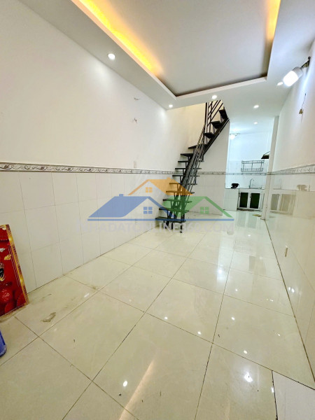 Nhà 2 tầng hẻm 432 dương bá trạc p1q8. giá 1,9 tỷ