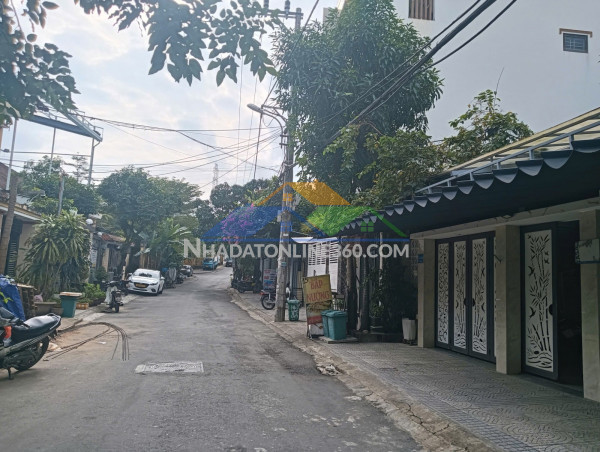 Bán nhà lê văn hiến 325m² ngang 9,8m, 2 tầng + 12 phòng trọ, giá 23.2 tỷ