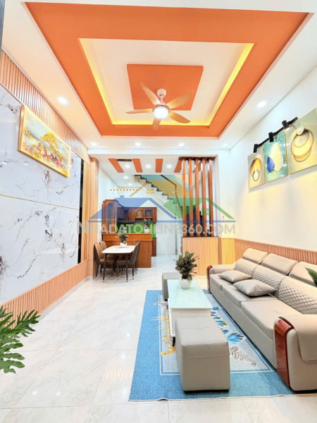 Nhà mới đón tết tktq ngay nhà thờ bình thuận hẻm 5 m thông sát mặt tiền 4 tầng nhỉnh 5 tỷ