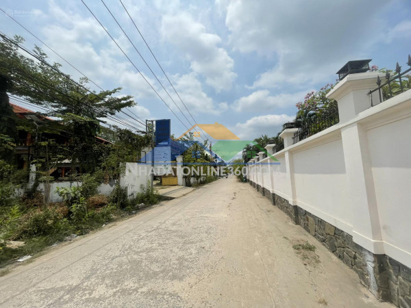 Chính chủ bán gấp đất sẵn sổ 2 mặt tiền nguyễn văn trị-phan văn đáng