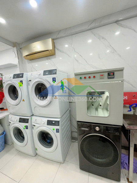 Em cần sang nhượng tiệm giặt đang hoạt động ổn định, full...