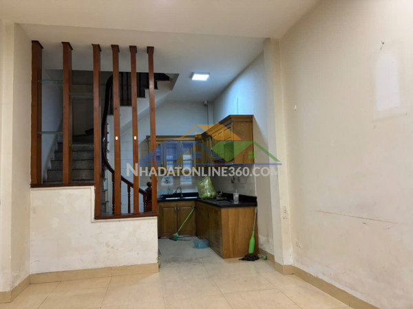 Siêu phẩm phân lô vĩnh phúc – ba đình - 30mx4 tầng ô tô vào nhà - 4 tầng - dân xây - khu dân trí,