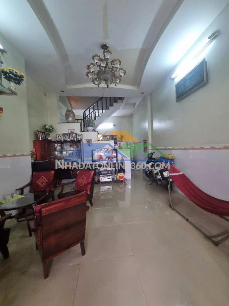 T2005 ???? nhà mặt tiền đông hưng thuận 9 q12, shr, 3 tầng, 4.4x19m, 5.x tỷ