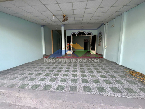 Bán nhà trung tâm huyện củ chi mặt tiền đường phạm hữu tâm