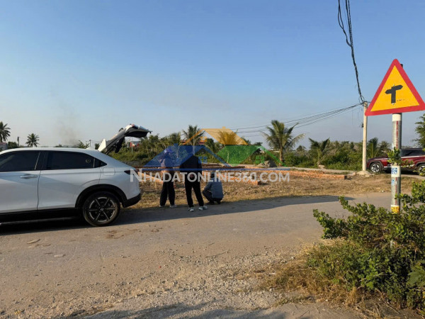 1,5xx tỷ – lô duy nhất đường 10m tân thành  diện tích gọn – vị trí dân cư  zalo 0567 222 555