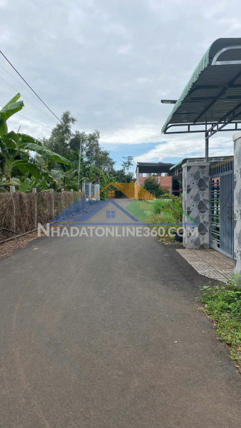 Cần gấp trong 10 ngày  e chính  
giá 735tr chốt  không thương lượng