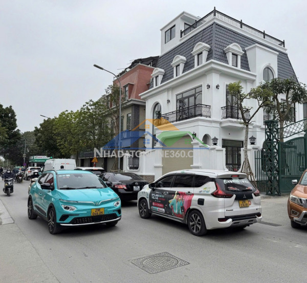 Chính chủ bán biệt thự đơn lập 3 mặt phố đường sa đôi,...