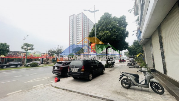 Siêu phẩm mặt phố -kinh doanh đỉnh khai sơn-ngọc thụy 22 m2 x 4...