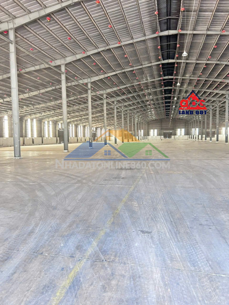 Xt714 cho thuê kho chứa hàng 5000m2 gần cổng 11 đường võ nguyên giáp