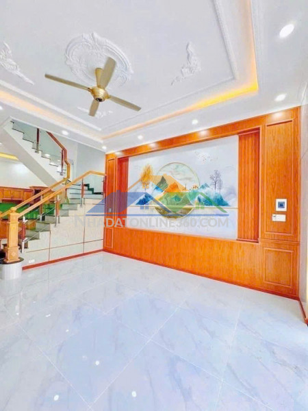 Bán nhà 2 tầng p.biên hòa,shr đường nhựa 2 ô tô,gần cầu hang,giá rẻ