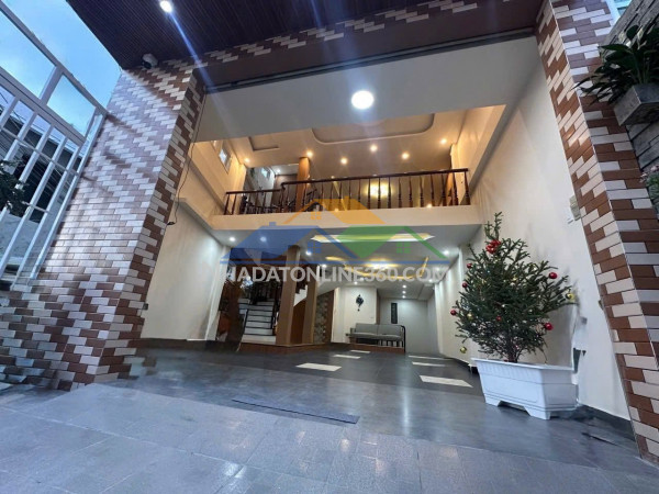 Cần bán lô đất rộng view đẹp 19.000m2 mặt tiền mimoza, đà lạt