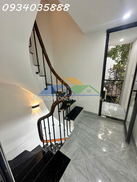 Bán nhà ngõ hòa bình 7 minh khai, hai bà trưng, 18/24m², 4 tầng, giá 3.35 tỷ