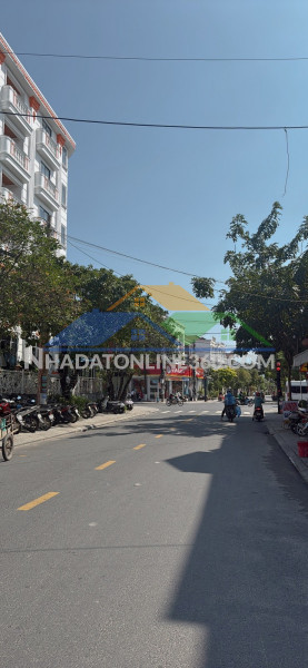 Căn góc 2 mặt tiền lý thái tổ 177m² giá 19,6 tỷ trung tâm hội an