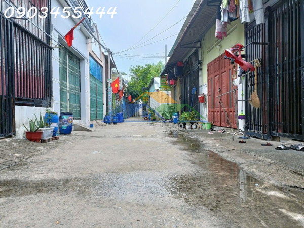 Nhà tân đông hiệp dĩ an ngang 5m ô tô tận cửa, 30m2, 1 trệt 1 lửng, 1.1 tỷ