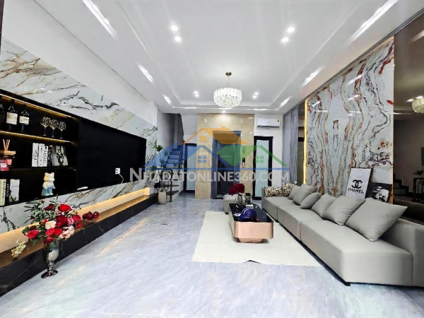 Sơn tây ba đình 40m x6 tầng thang máy 13,5 tỷ lô góc,full nội thất