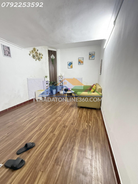 Bán nhà ngõ chợ khâm thiên, đống đa. diện tích 36m x5 tầng. mặt tiền 3.4m. giá bán 5.15 tỷ