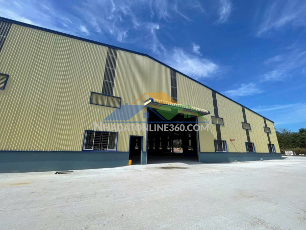 Cho thuê kho - xưởng ổn định lâu dài, khung thép tiền chế, chiều cao an toàn