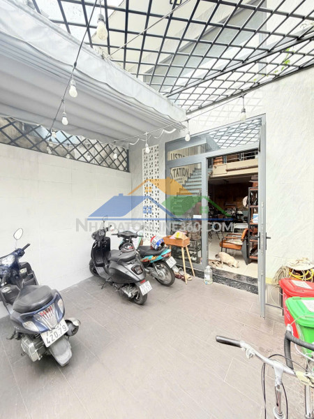 Chdv cmt8 - quận 10 - 5 tầng - 5 phòng - 56m2 - 11,8 ty còn tl