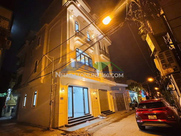 Bán nhà mặt đường đông trung hành - 43m 4 tầng, mới tinh, lô góc, giá 5 tỉ