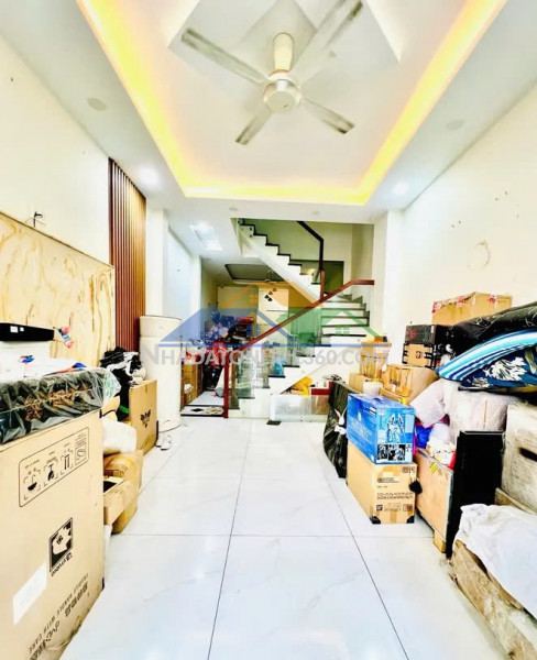 4 tầng 63m2 có 8,2 tỏi x quang trung phường 12 gò vấp tp. hồ chí minh.