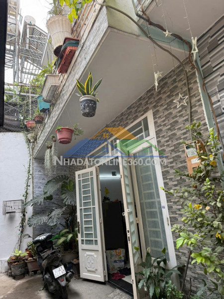 Bán gấp nhà đ số 9 giáp tân phú gần chợ 26/3 -34m2 -2 tầng đúc btct 3 tỷ 3