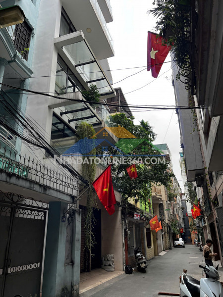 Hiếm, bán nhà khu văn cao, ô tô đỗ cửa, nhà đẹp ở ngay, chỉ 13.5 tỷ