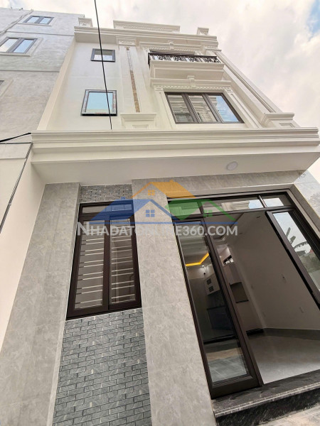 Bán nhà 3 tầng sau mặt đường phủ thượng đoạn – đông hải 1  ô tô đỗ ngày đêm  3,05 tỷ