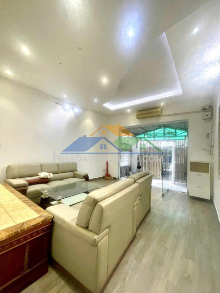 Bán nhà đường lạc long quân, phường 8 tân bình (4*15m) - 7,6 tỷ