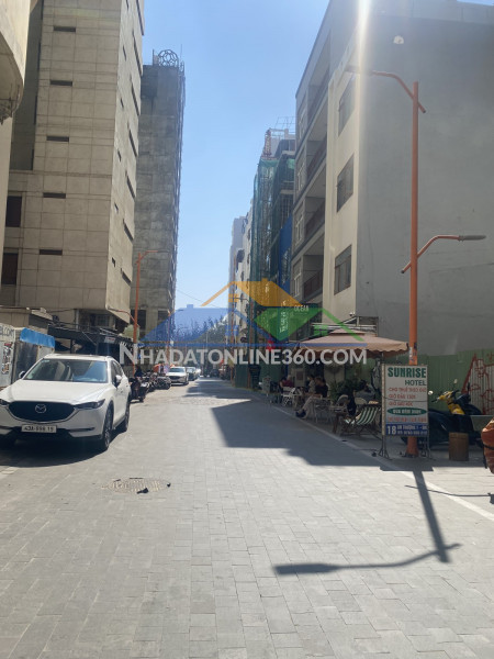 Nhà mặt tiền nguyễn huy lượng 3 tầng 59m2 cách biển 200m giá 5.7 tỷ