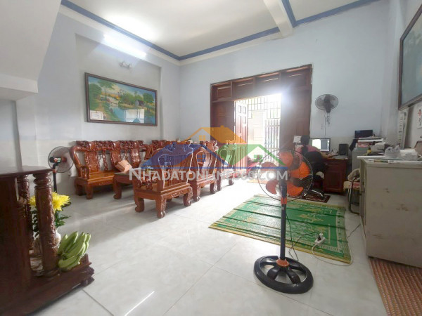 Bán nhà 3 tầng khu phân lô đình phong phú thủ đức – hẻm 6m xe tải – 85.6m² – giá 7.6 tỷ