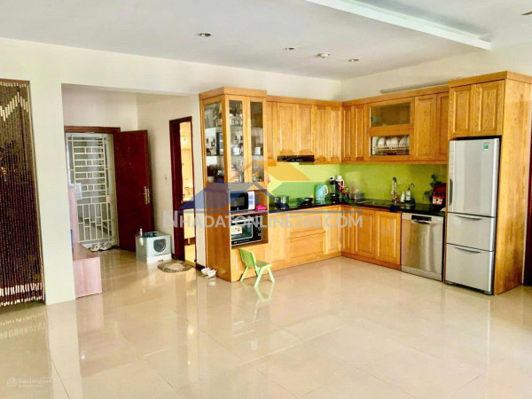 Cho thuê tòa nhà 4 tầng phố phương mai - 62m2/tầng - thang máy -...