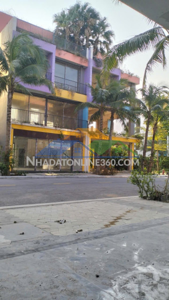 Nhà đẹp – giá tốt –chính chủ  cần bán  nhanh căn villa...