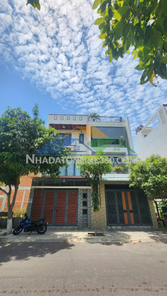 Nhà mới kdt gần dự án sun có sẵn sổ hồng