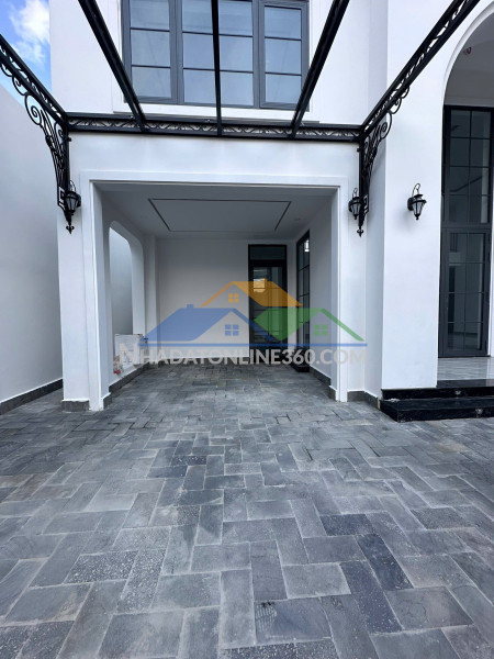 Cần tiền bán biệt thự đẹp phong cách indochine đường gio an,...