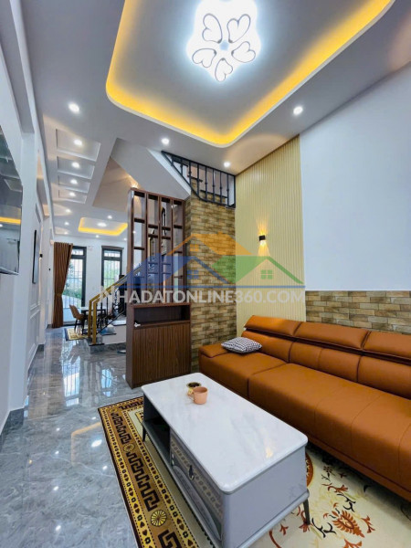 Bán nhà 2 mặt tiền kinh doanh – kqh yersin, đà lạt 367m2