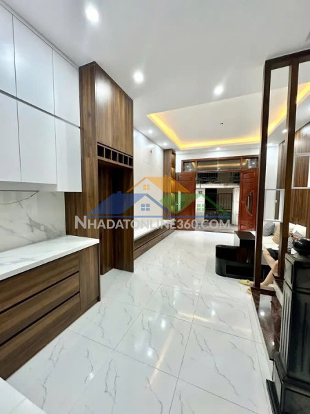 ⚡️hiếm!: kinh doanh???? - hai thoáng???? - 15m ra phố???? - ô tô 5 tạ đỗ. bán nhà đống đa