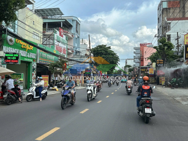 Bán nhà c4 ngang 8m 192m2 hxt lê đức thọ p6 tiện xây chdv gần chợ an nhơn 22.4 tỷ.