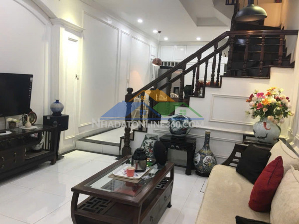 Hiếm, bán nhà thái hà, ô tô đỗ cửa, gần phố, 60m chỉ 16 tỷ