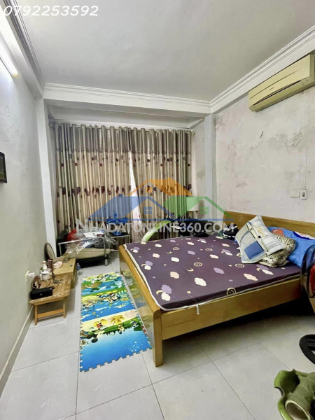 Bán nhà bùi xương trạch. thanh xuân. diện tích 35m2 x4tầng. mặt tiền 3.5m2. giá bán. 5 tỷ